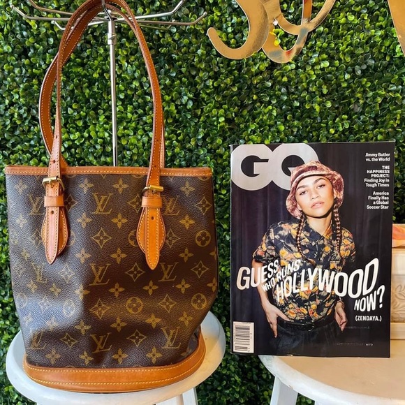 Louis Vuitton Handbags - LV Bucket PM Monogram Canvas